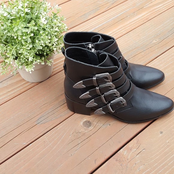 NWOB Steve Madden Black leather booties w/ buckles - Picture 2 of 8